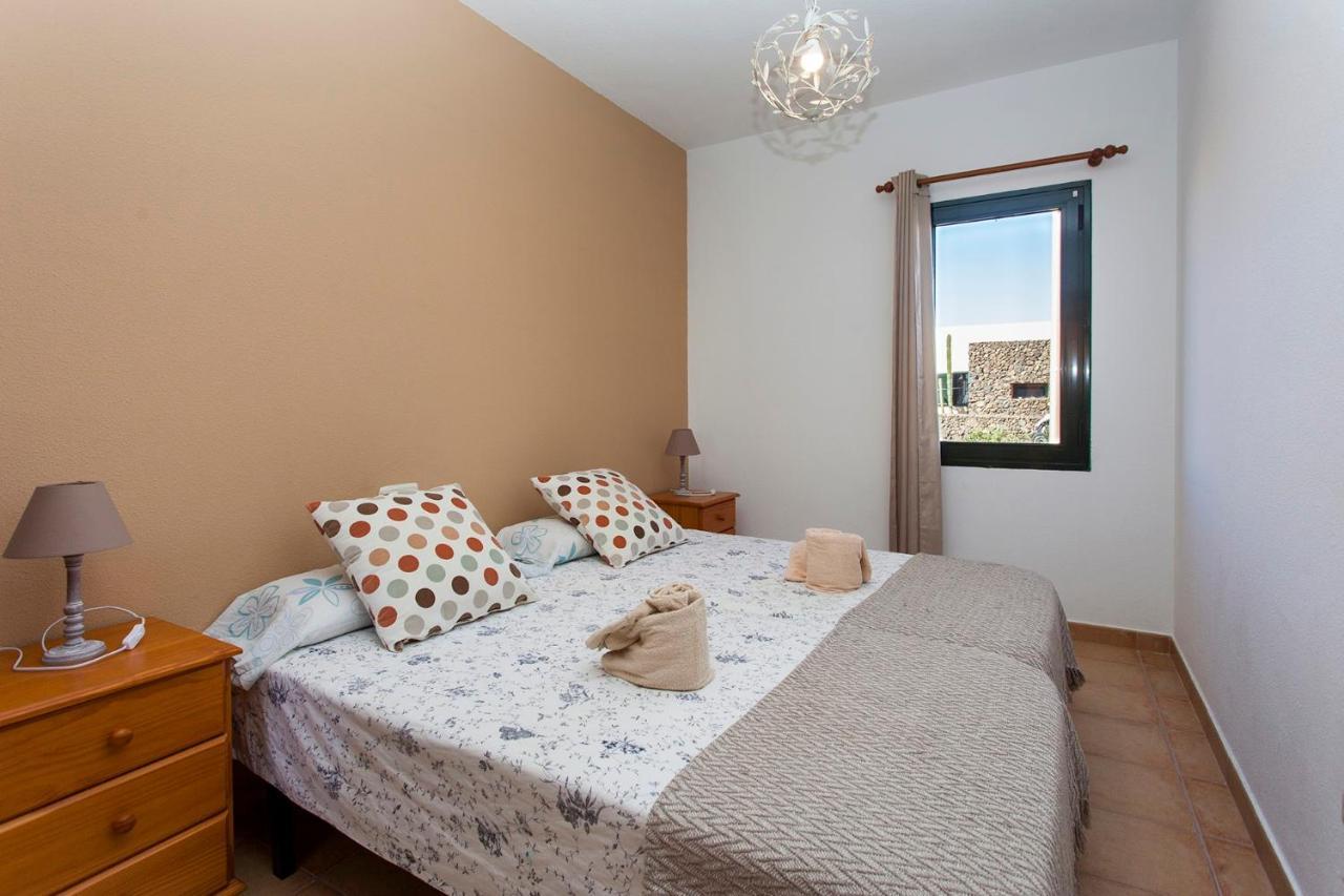 Vivienda Vacacional Orquidea Corralejo Habitación foto